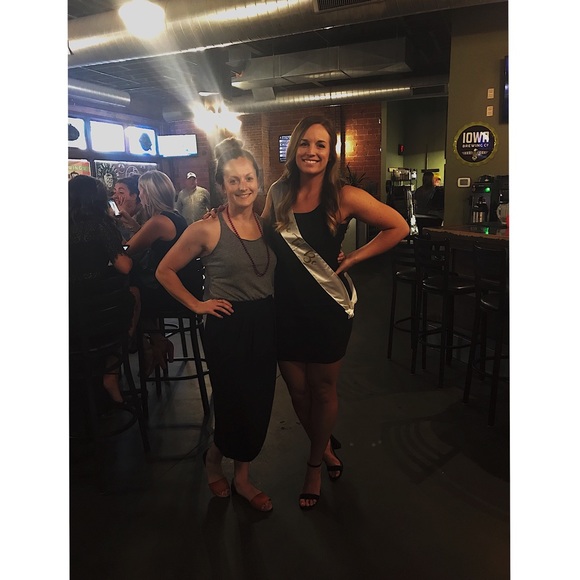 Meet your Posher, Dani - Picture 2 of 4